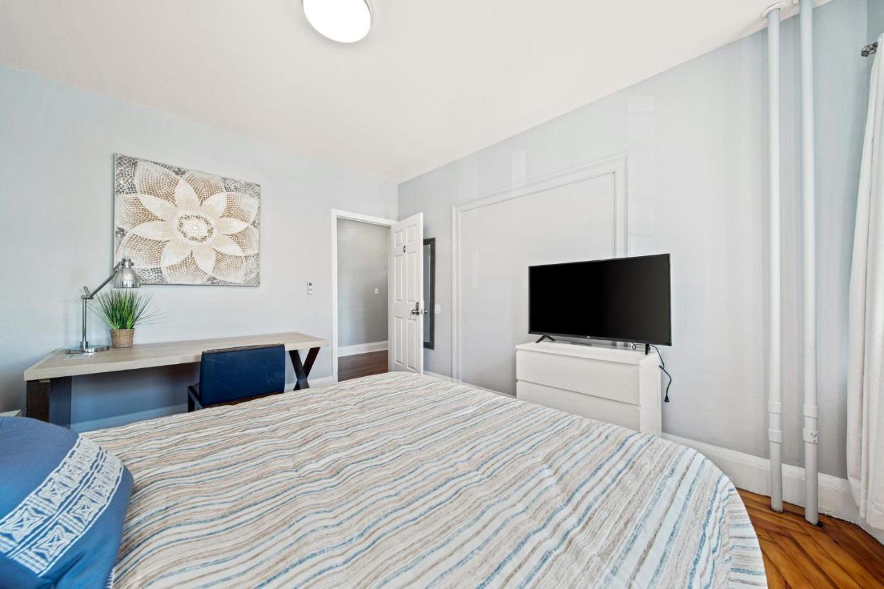 Cozy Up In 5Br Apt Near Charming Oak Square Boston Luaran gambar